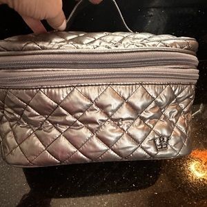 Oliver Thomas Silver Make-Up Case